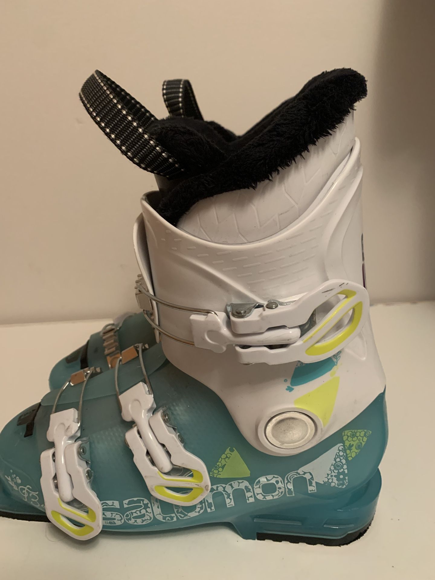 Salomon Ski Boots. Size 23-23.5