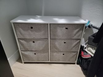 6 drawers dresser used