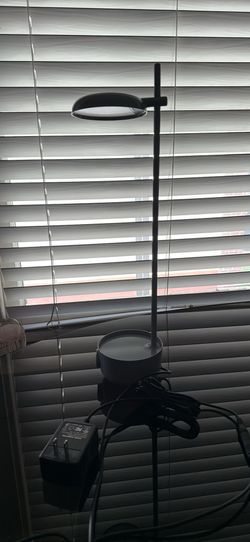 Focal LED lamp with USB port from Design Within Reach