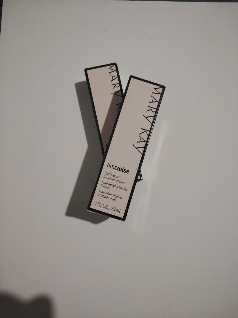 Timewise Matte-wear Liquid Foundation