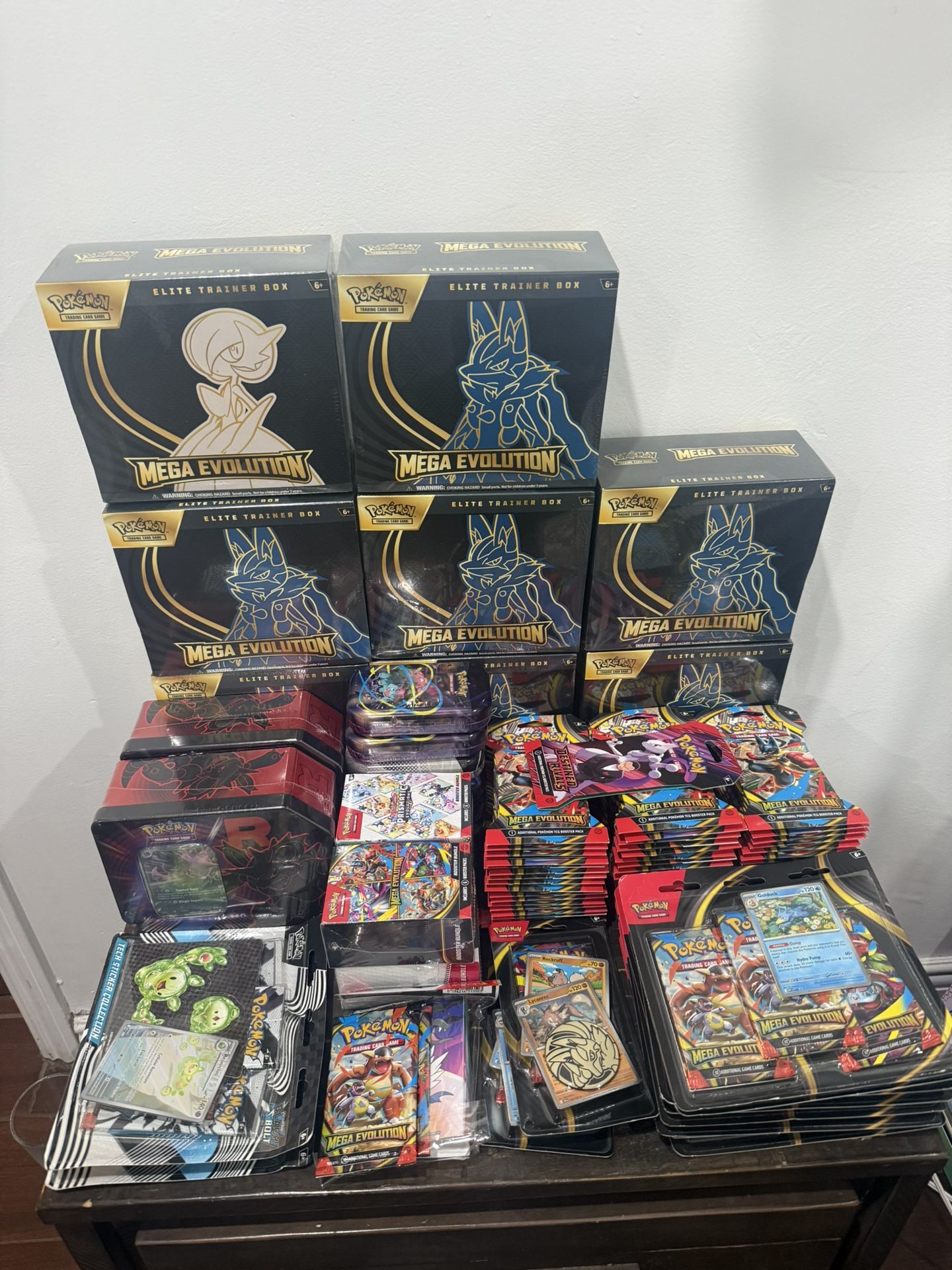 Pokemon Mega evolution, destined rivals , prismatic