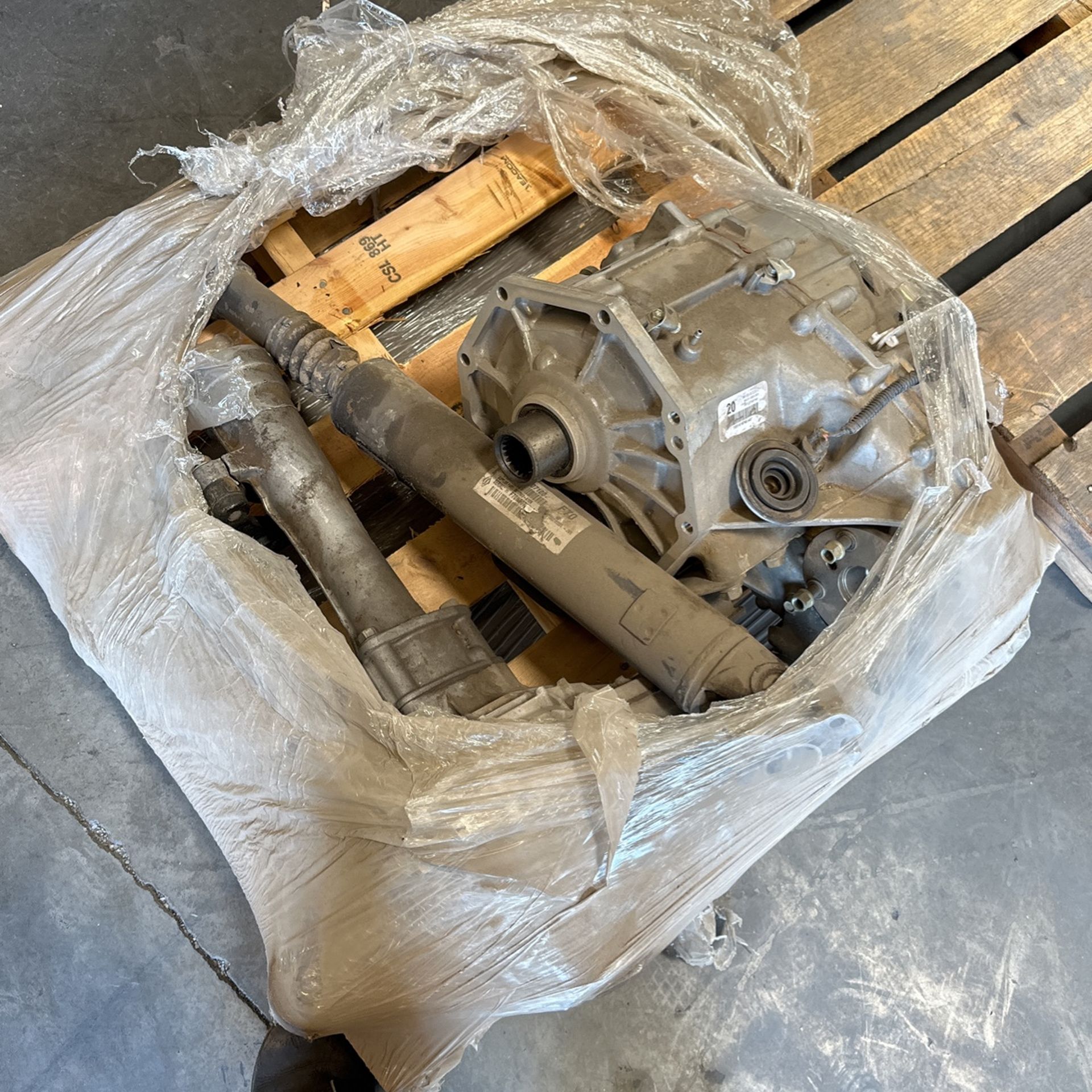 Tundra Transfer case And Front Driveshaft