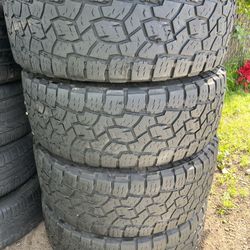 285-65-18 All Four Tires 💎💎💎💎