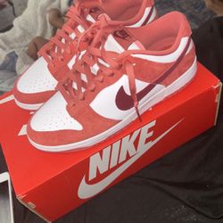 Nike Dunk Low Vday
