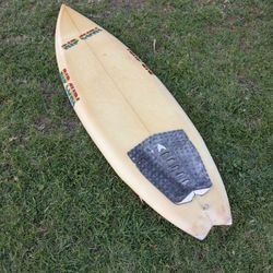 ⭐$200 Is 6'2 Rare Rip Curl Short Board Vintage With Vintage Fins