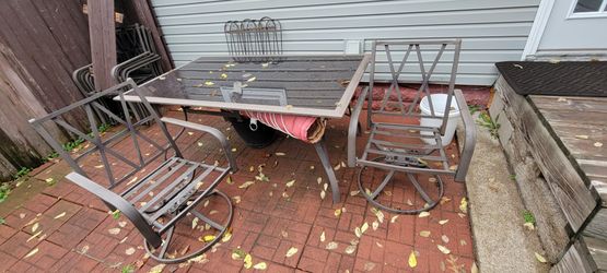 7pc GLASS TOP Patio Set. Cushions Included