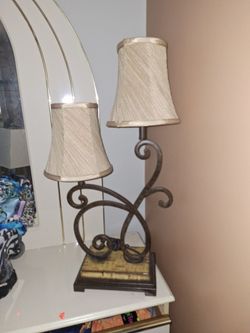 New 28 inch Accent  table lamp