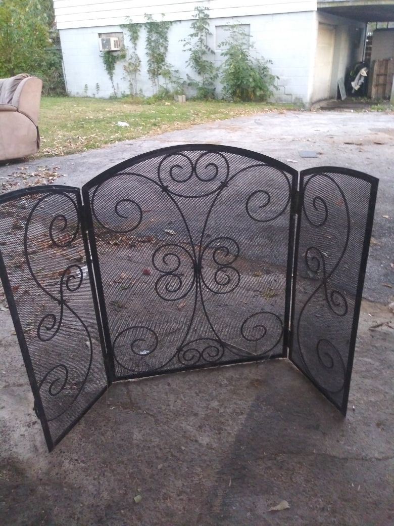 Black steel and mesh deco fireplace ornament thingy