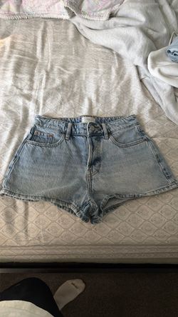 PACSUN high rise festival Jean shorts size 25