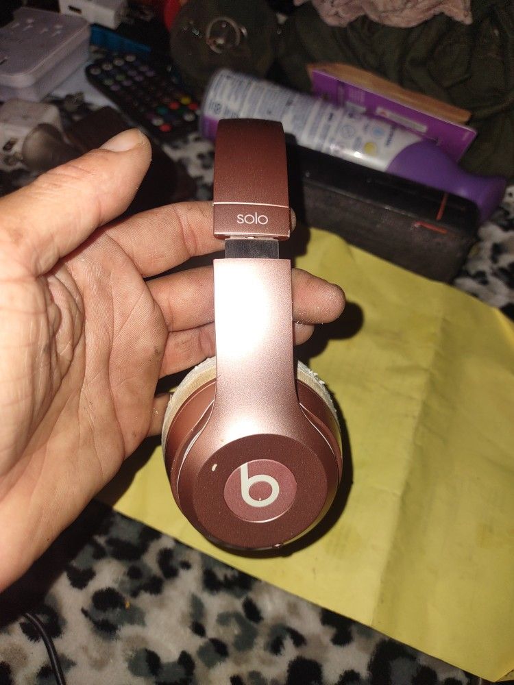Solo Beats (Over The Ear) Headphones