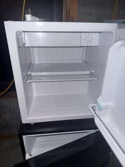 Small refrigerator