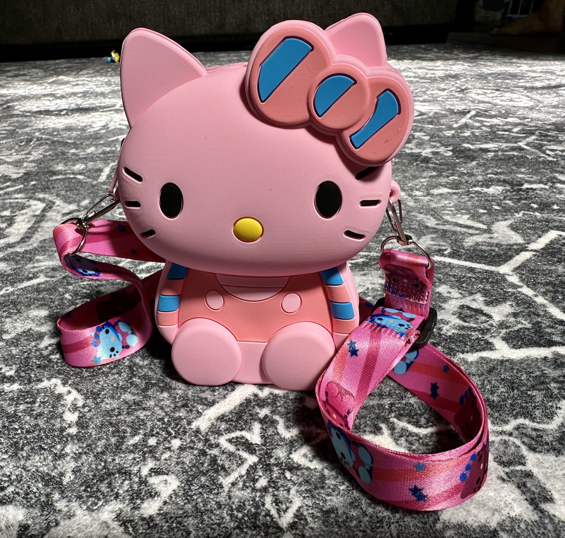 NEW/// PINK// HELLO KITTY - Youth Crossbody Bag/girls Mini coin Purse shoulder bag