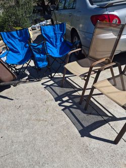 4 chairs picnic and patio all 4x$5