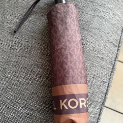 Hermosa Sombrilla MK ❤️