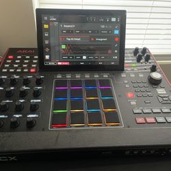 Akai MPC X