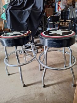 METAL SWIVEL STOOLS