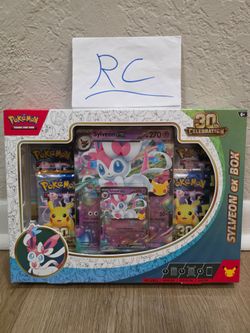 Pokemon 30th Celebration Sylveon ex Box