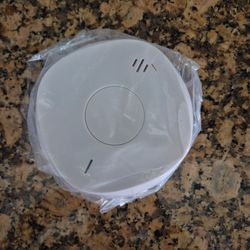 Brand new Smoke and carbon monoxide detector