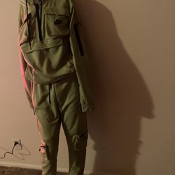 unisex Nike sets  jogging sets 