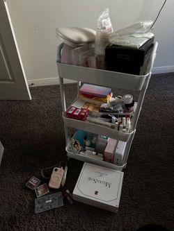 Nail kit everything included