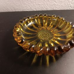 GORGEOUS MCM Blenko Amber 6" Sunburst Ashtray.

