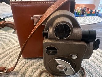 The Revere 1940’s movie camera with case