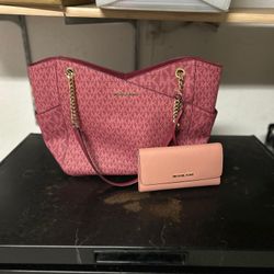 Michael kors Purse And Wallet