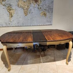 TABLE & 4 CHAIRS 