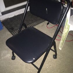 Lnew Fold Up Metal And Cushion Chair On Wheels Only $20 Firm