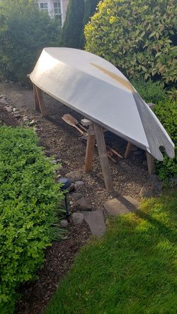 CUSTOM DORY LARGE WOODEN ROW BOAT