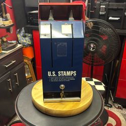 Vintage US Stamp Machine 