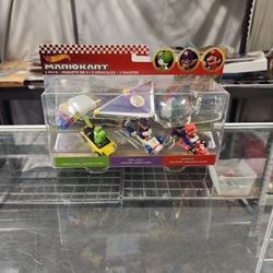 Hot Wheels Mario Kart Gliders Set