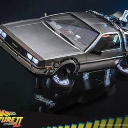 Hot Toys Back to the Future Delorean Part II MMS636