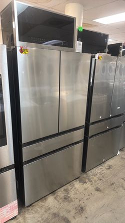 2025 Samsung 4 door refrigerator