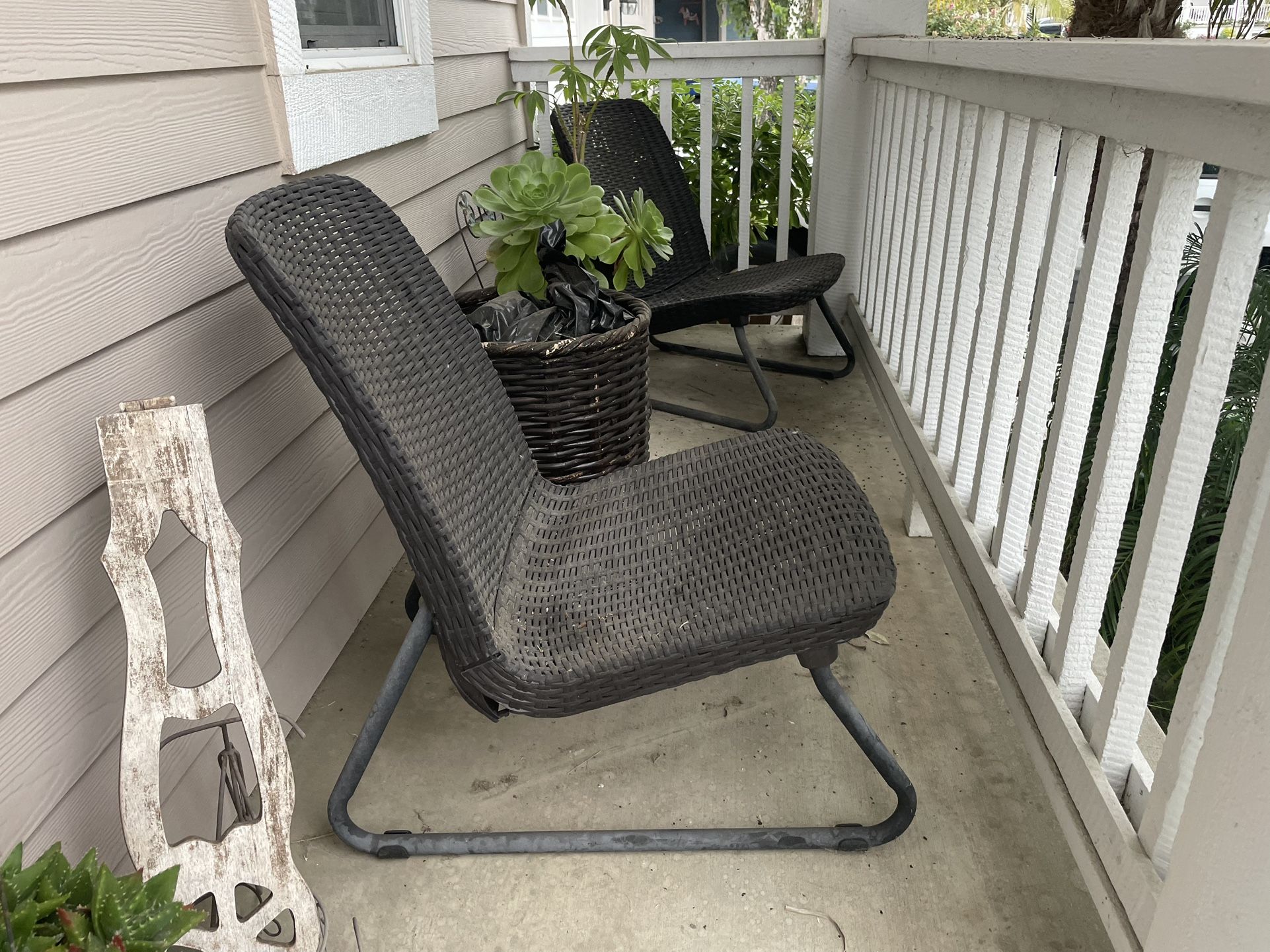 Chairs For Patio Good Condition Set Of 2