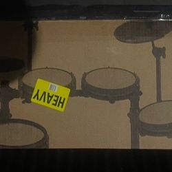 Alesis Nitro Max Kit Electric Drum Set