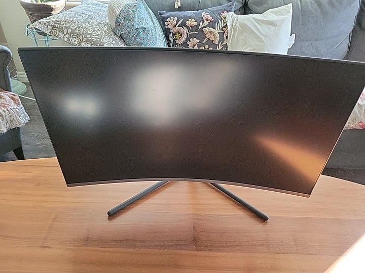 Samsung ViewFinity UHD 32" Monitor 