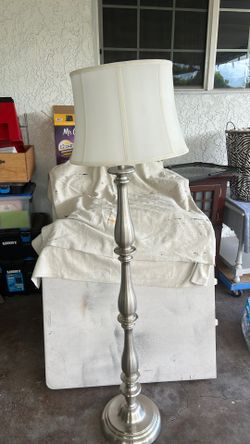 Floor lamp