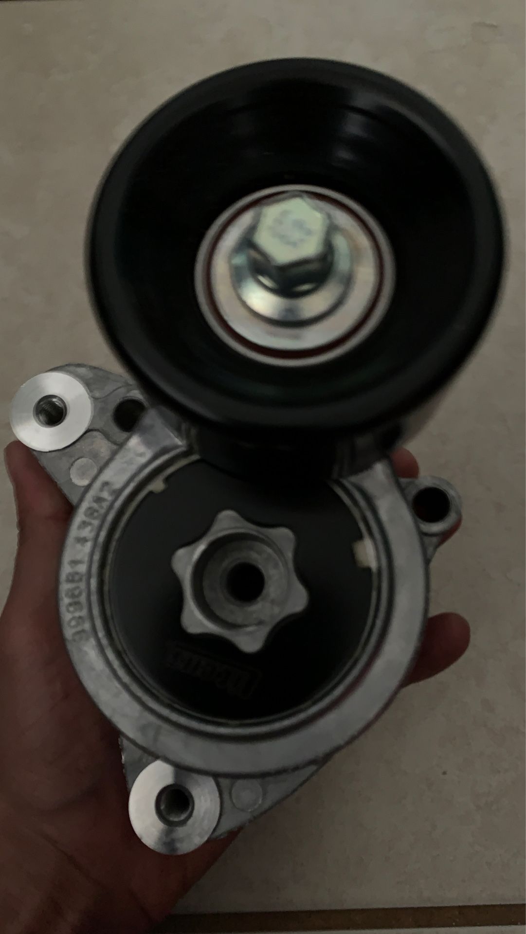 Gates Tensioner/Idler pulley