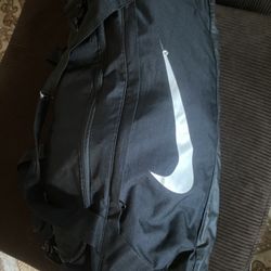 NIKE XL GYM BAG 