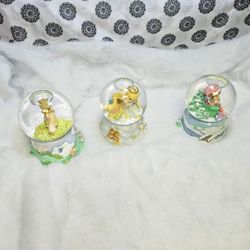 PRECIOUS MOMENTS Musical SNOW GLOBES