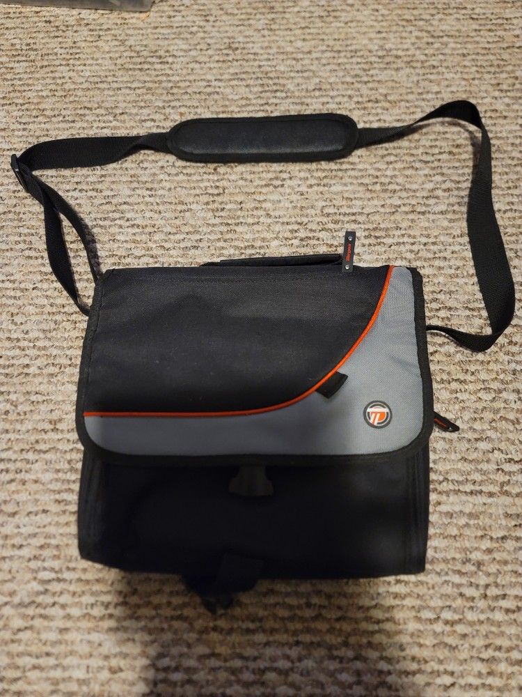 Targus City Gear DVD Player/Laptop Bag