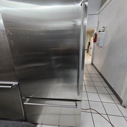 36" KITCHENAID BUILT IN STAINLESS STEEL REFRIGERATOR 
