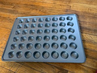 Cupcake bake tray