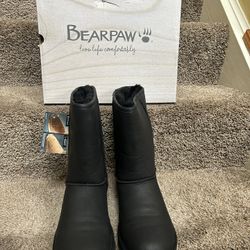 Bearpaw Black Boots
