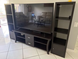 Wall unit