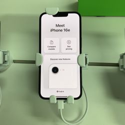 iPhone 16e 