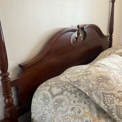 Thimasville. Headboard. 