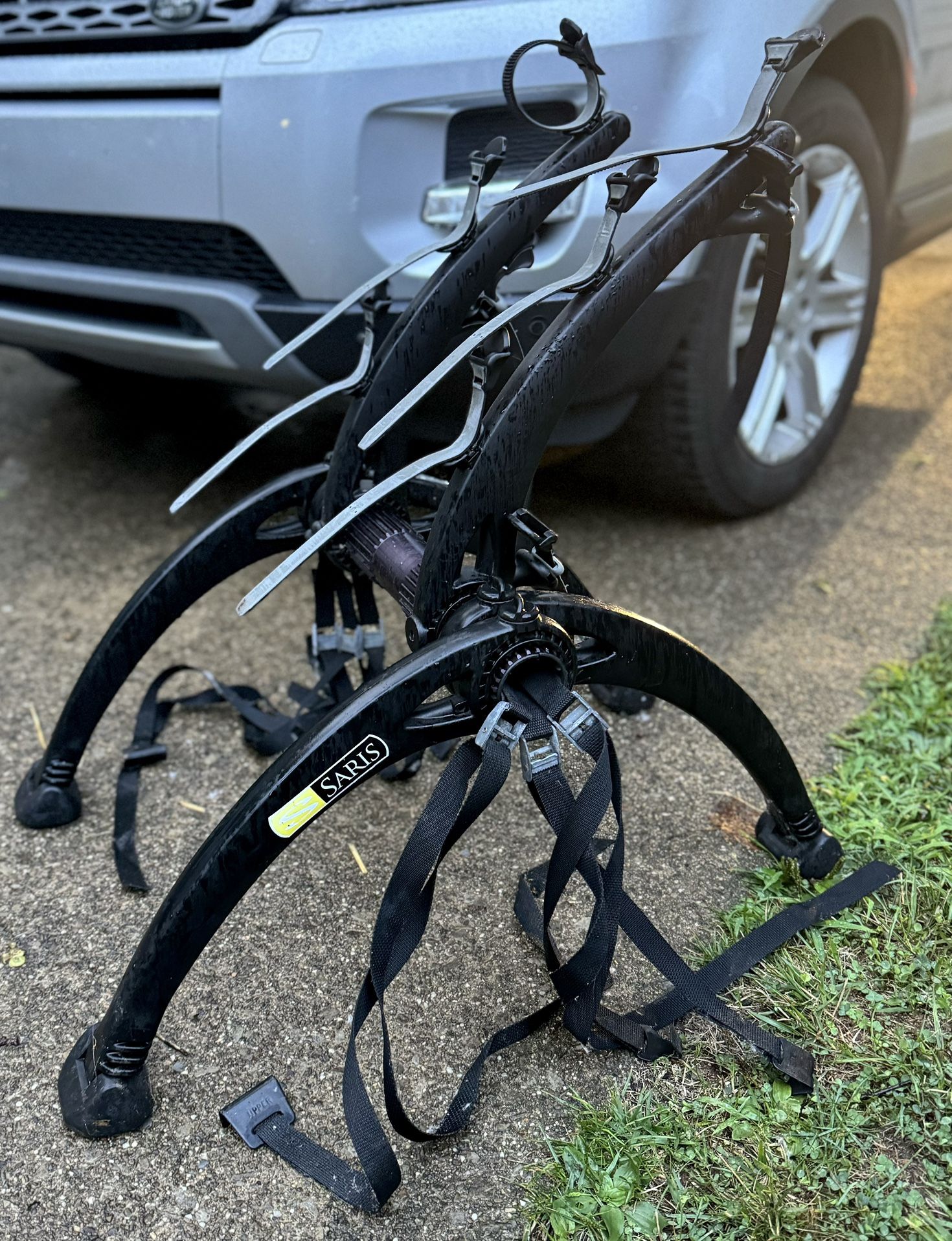 Saras 2 Bike Rack Like New $100 obo