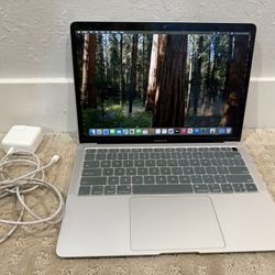 Apple M1 13” MacBook Air 2020